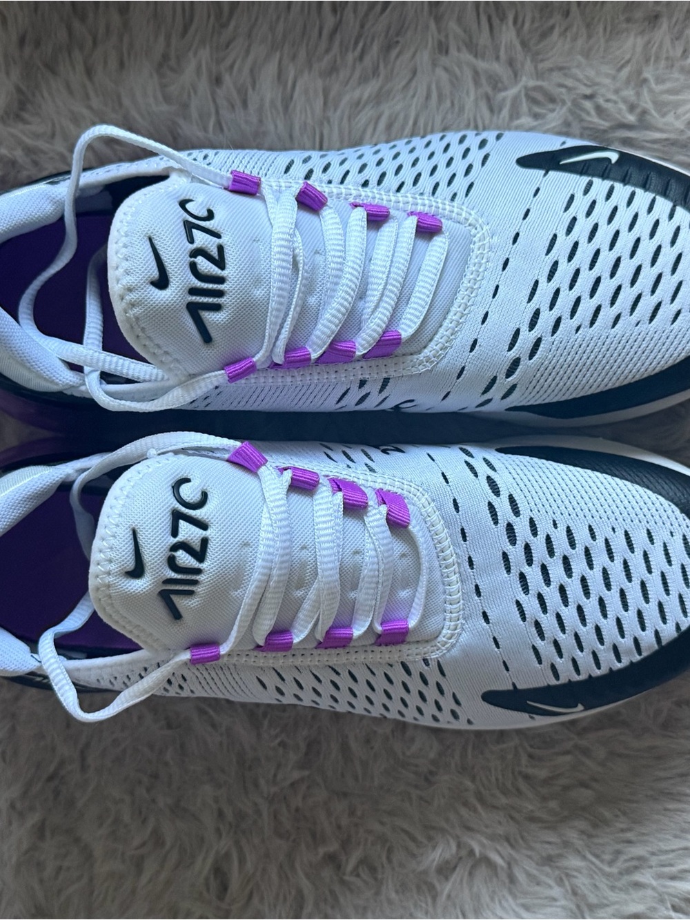 Nike Women's White Black and Purple Air Max 270 Sneakers - Picture 5 of 7